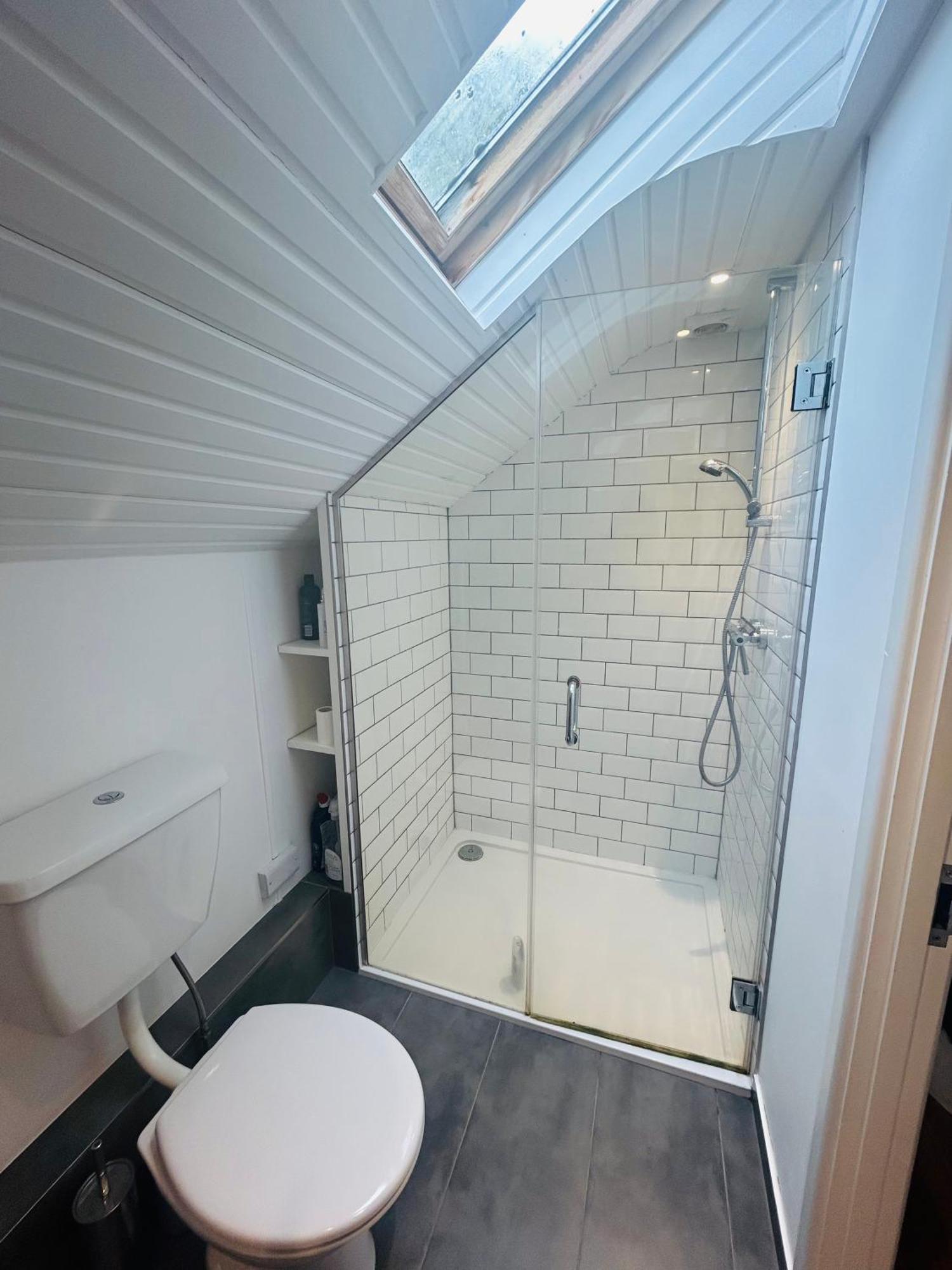 Glastonbury Festival En-Suite Studio With Kitchenette - 2 Miles To Site エクステリア 写真